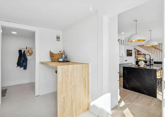 Wright Street Royale- New Downtown With Pool! Holiday home