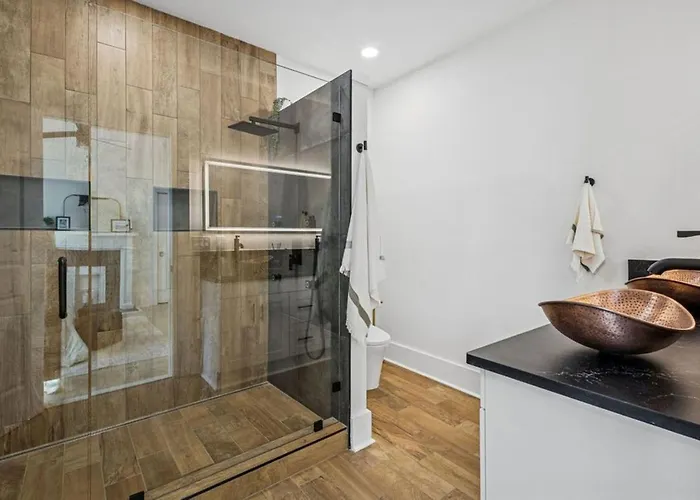 Wright Street Royale- New Downtown With Pool! * Pensacola