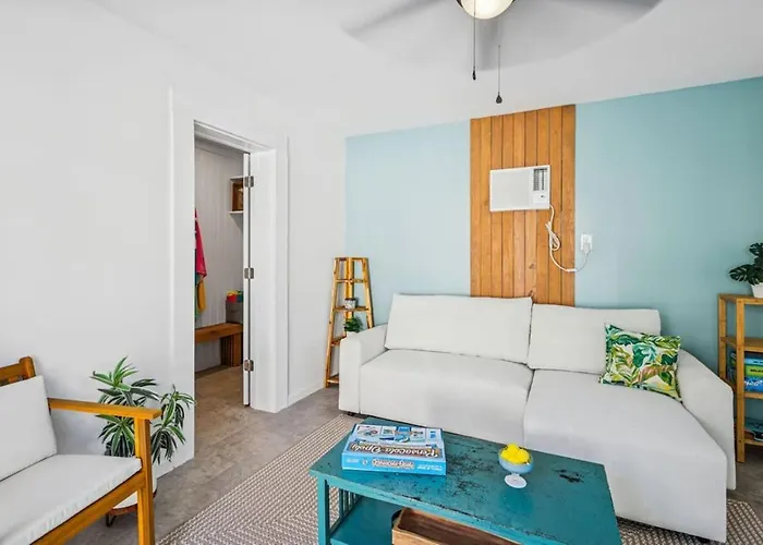 Holiday home Wright Street Royale- New Downtown With Pool!